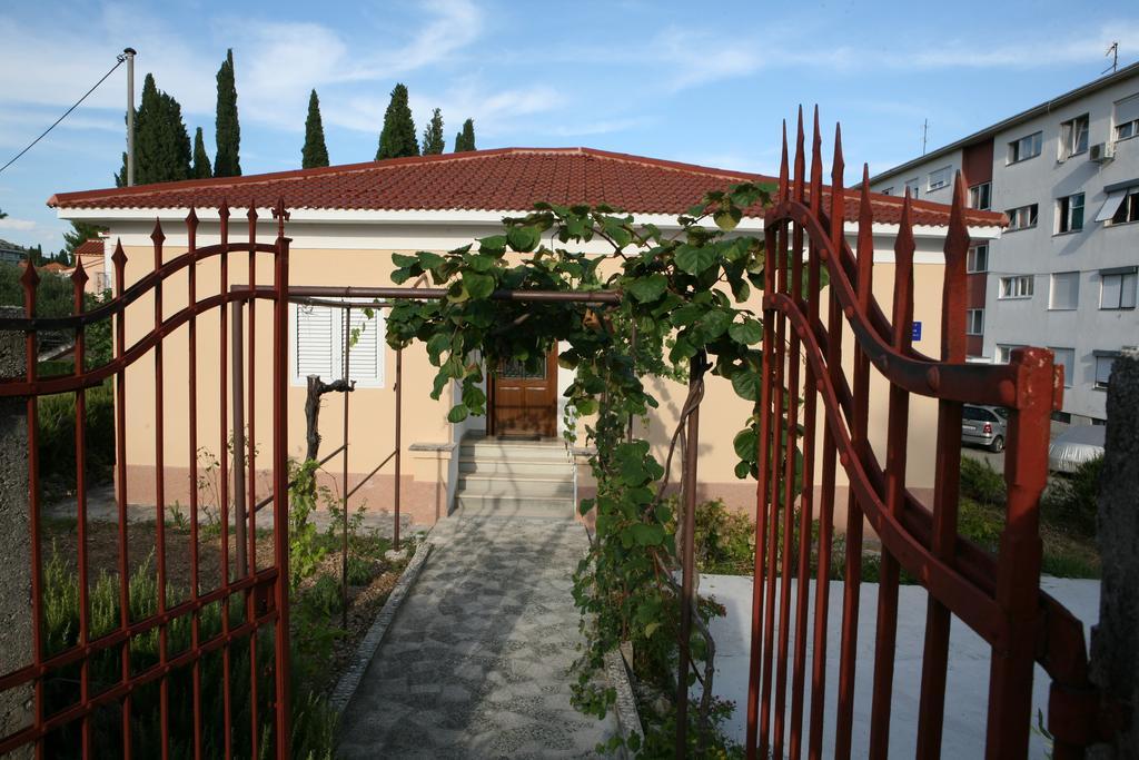 Apartments Radic Trogir Room photo