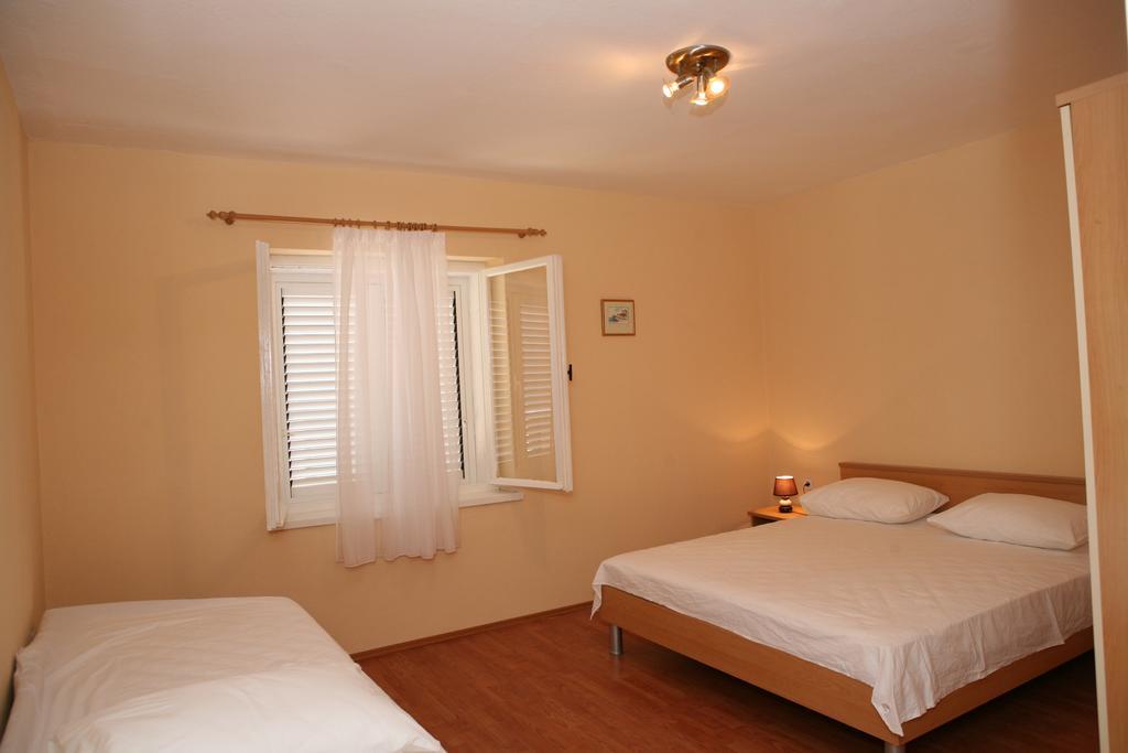 Apartments Radic Trogir Exterior photo