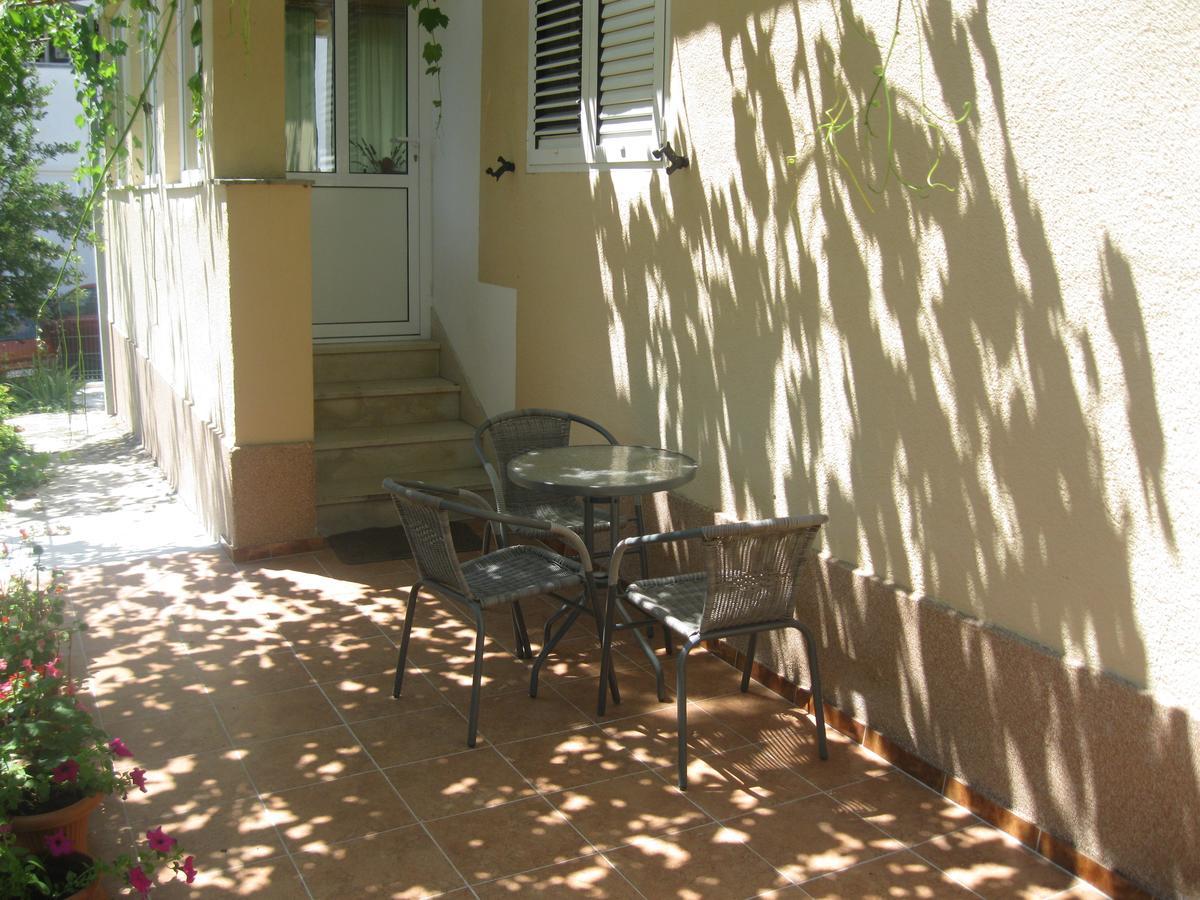 Apartments Radic Trogir Exterior photo