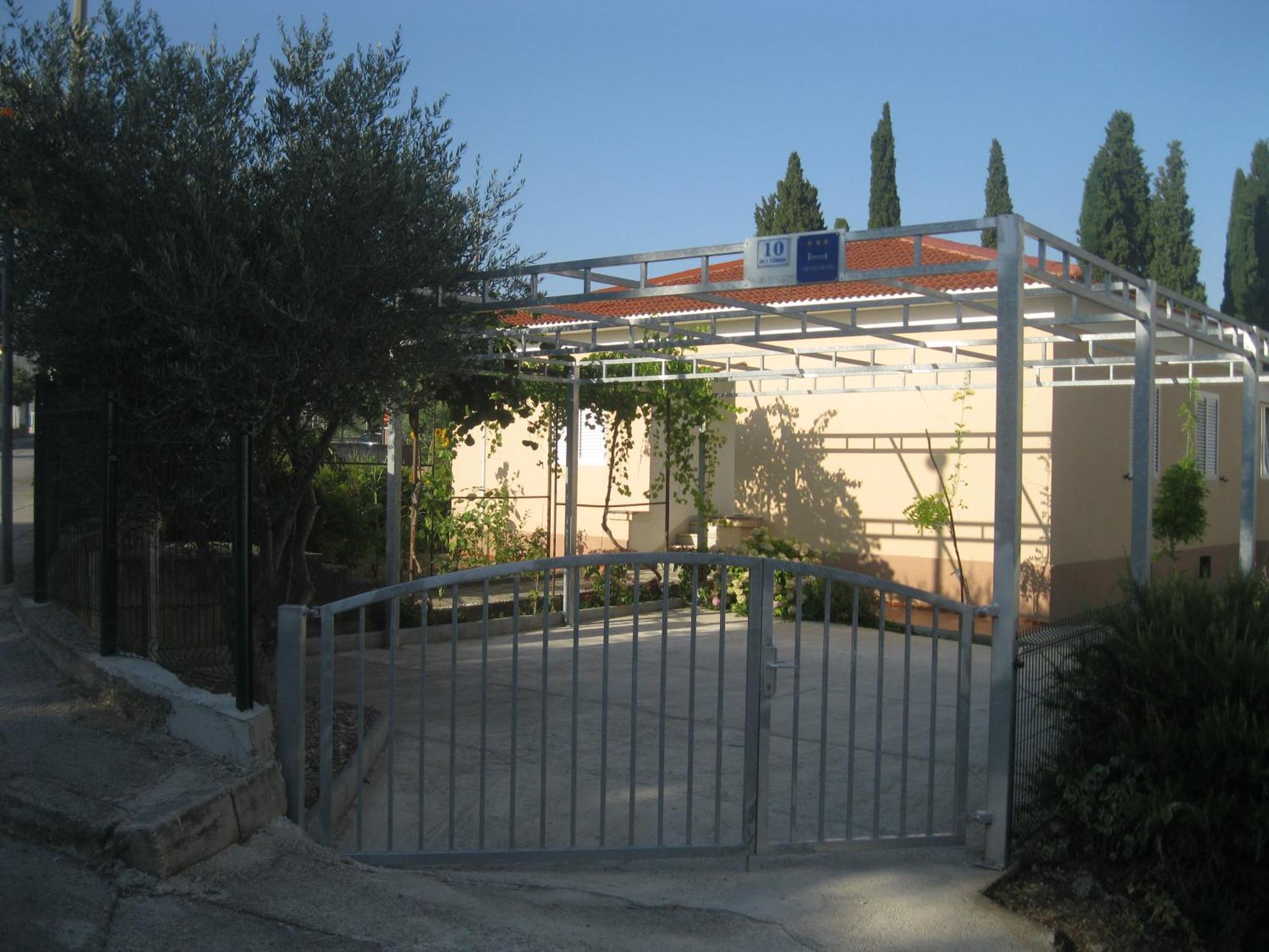 Apartments Radic Trogir Exterior photo
